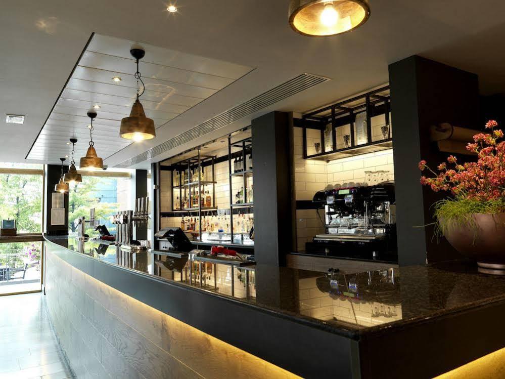 Hilton Garden Inn Birmingham Brindley Place Экстерьер фото