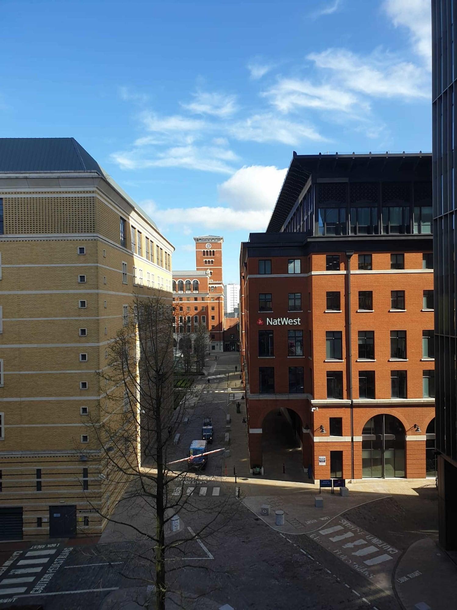 Hilton Garden Inn Birmingham Brindley Place Экстерьер фото