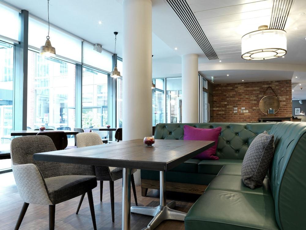 Hilton Garden Inn Birmingham Brindley Place Экстерьер фото