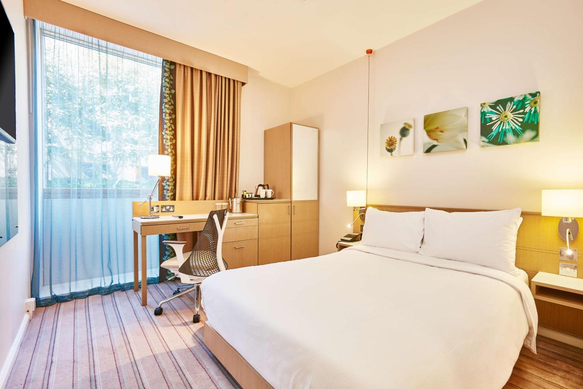 Hilton Garden Inn Birmingham Brindley Place Экстерьер фото