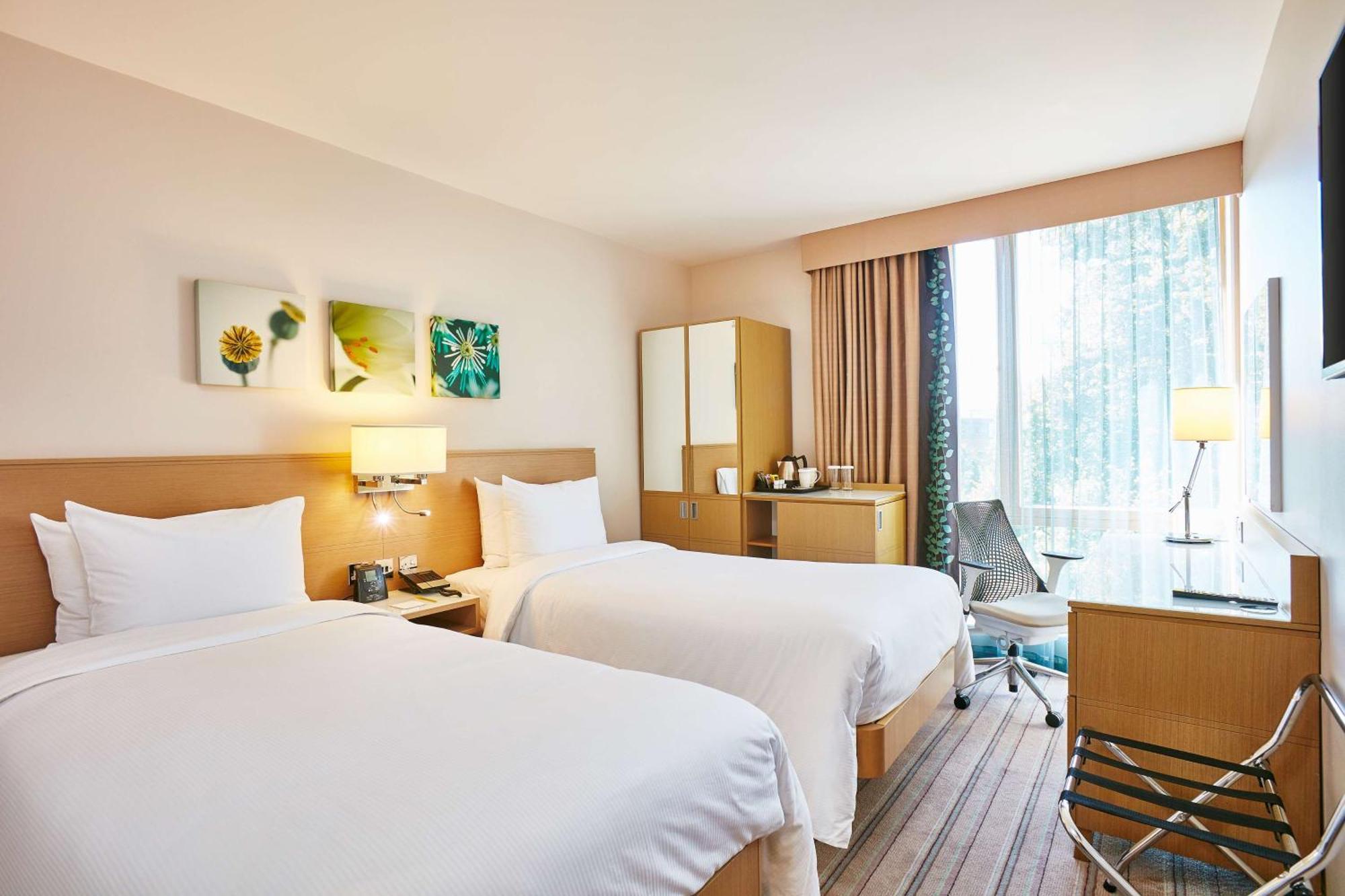 Hilton Garden Inn Birmingham Brindley Place Экстерьер фото