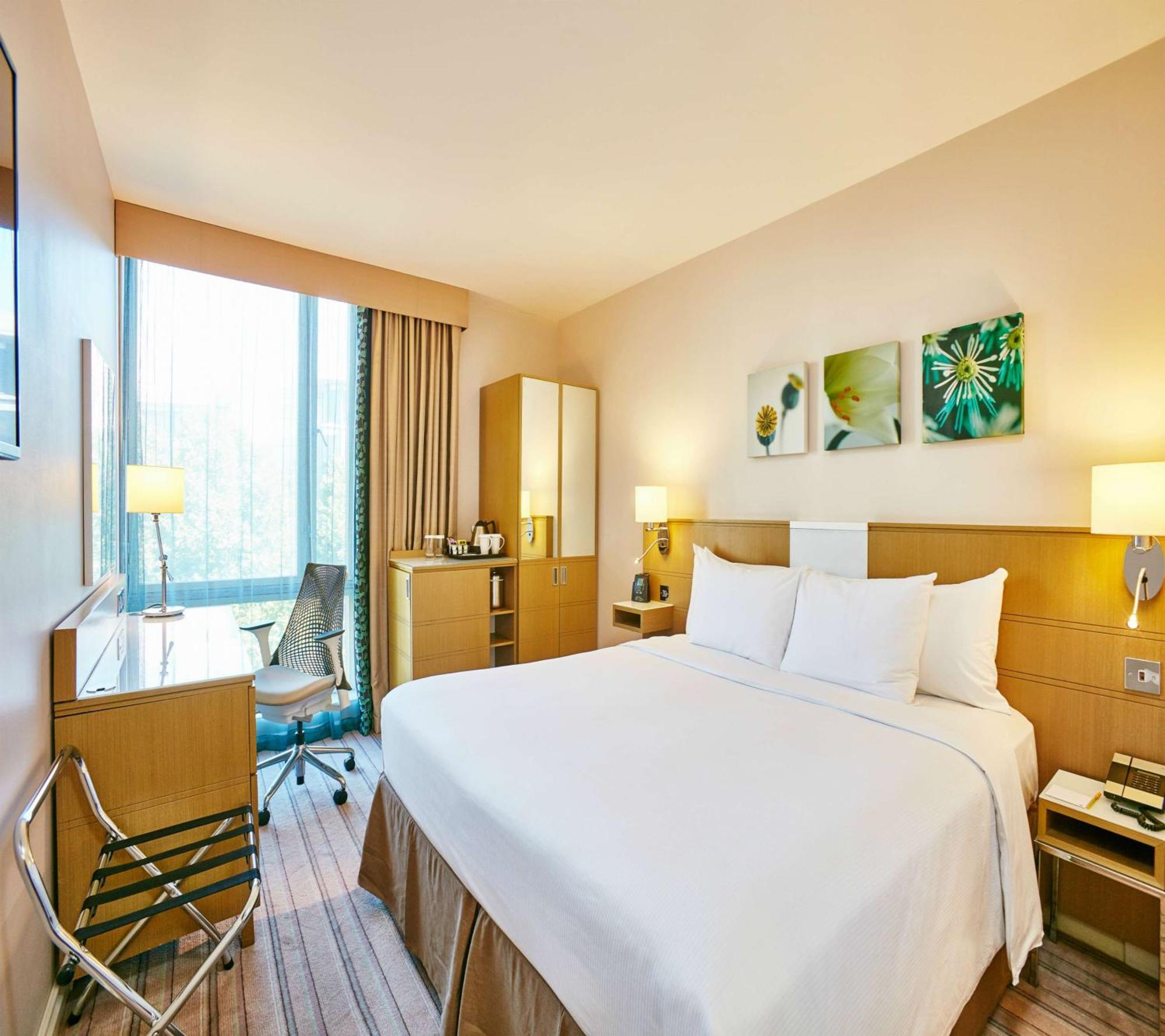 Hilton Garden Inn Birmingham Brindley Place Экстерьер фото