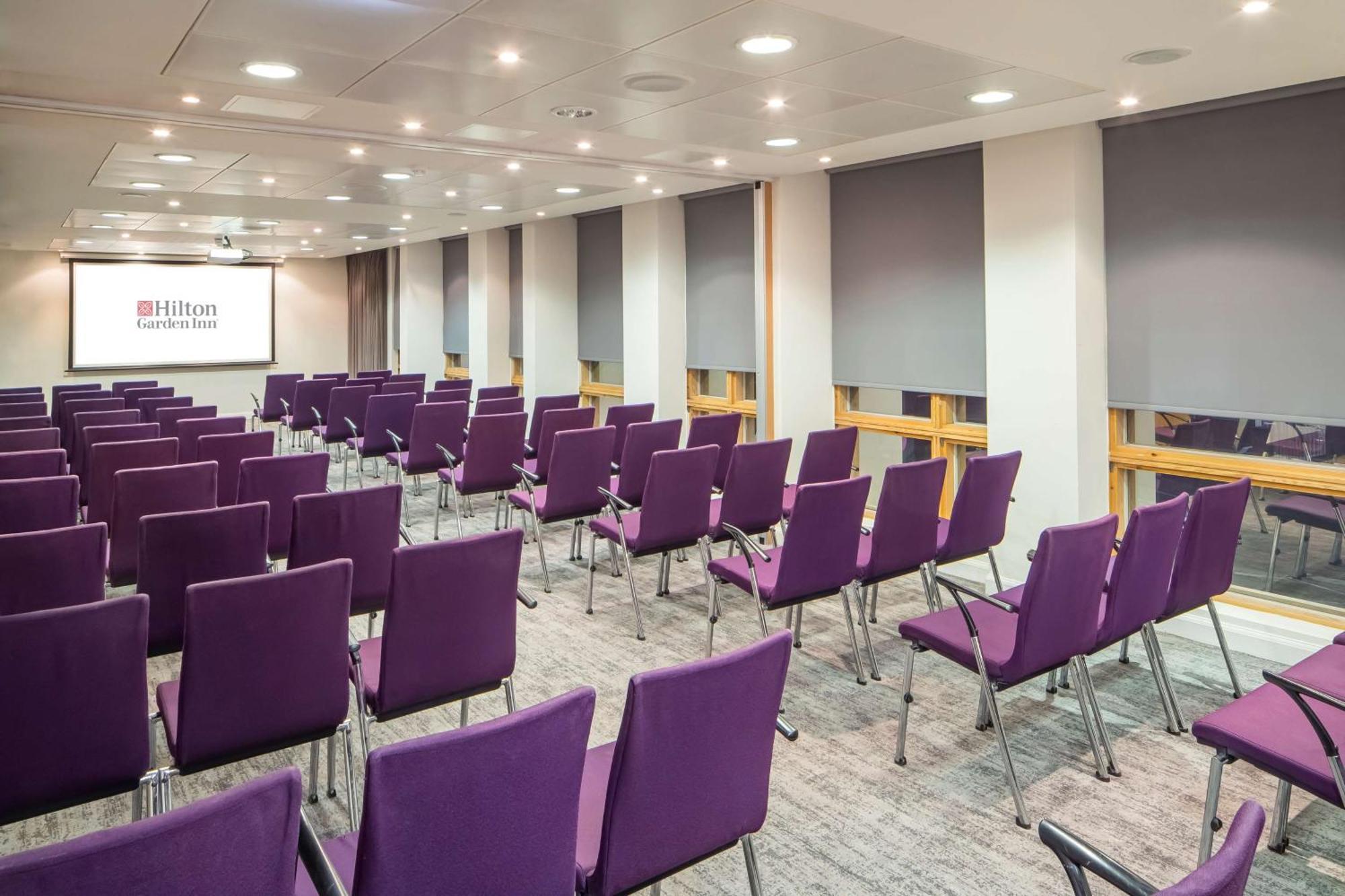 Hilton Garden Inn Birmingham Brindley Place Экстерьер фото