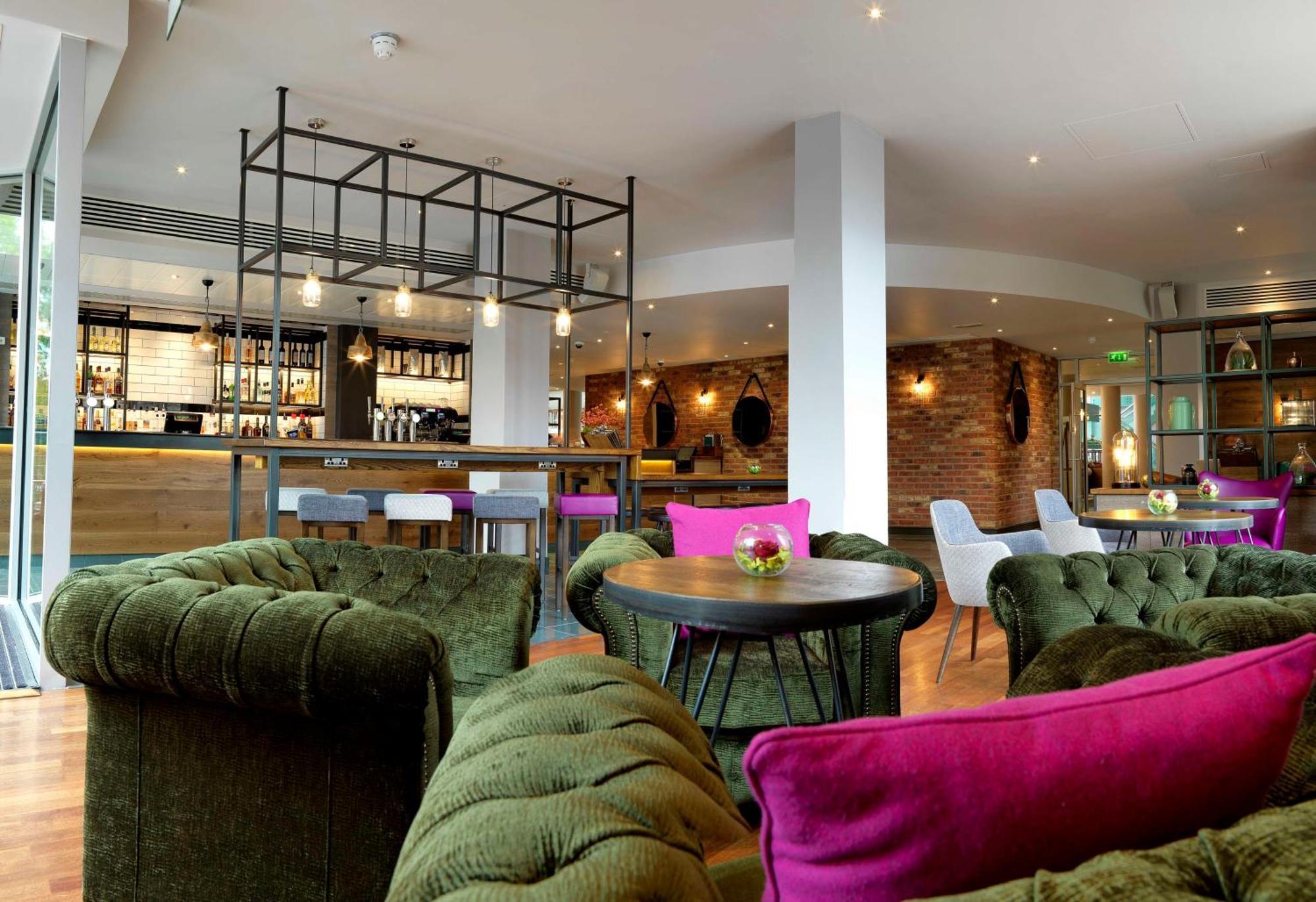 Hilton Garden Inn Birmingham Brindley Place Экстерьер фото